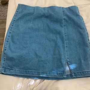 Stretchy jean skirt